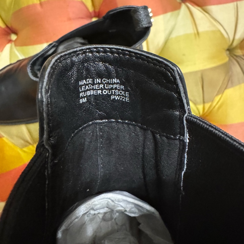 Michael Kors Ridley Chelsea bootie NWT $236 Size 9 - Picture 11 of 12